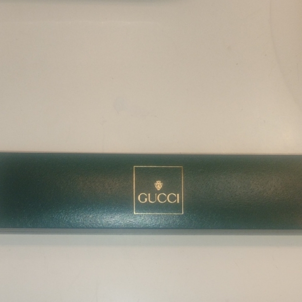 Gucci Watch With Dark Green Box Gold Logo